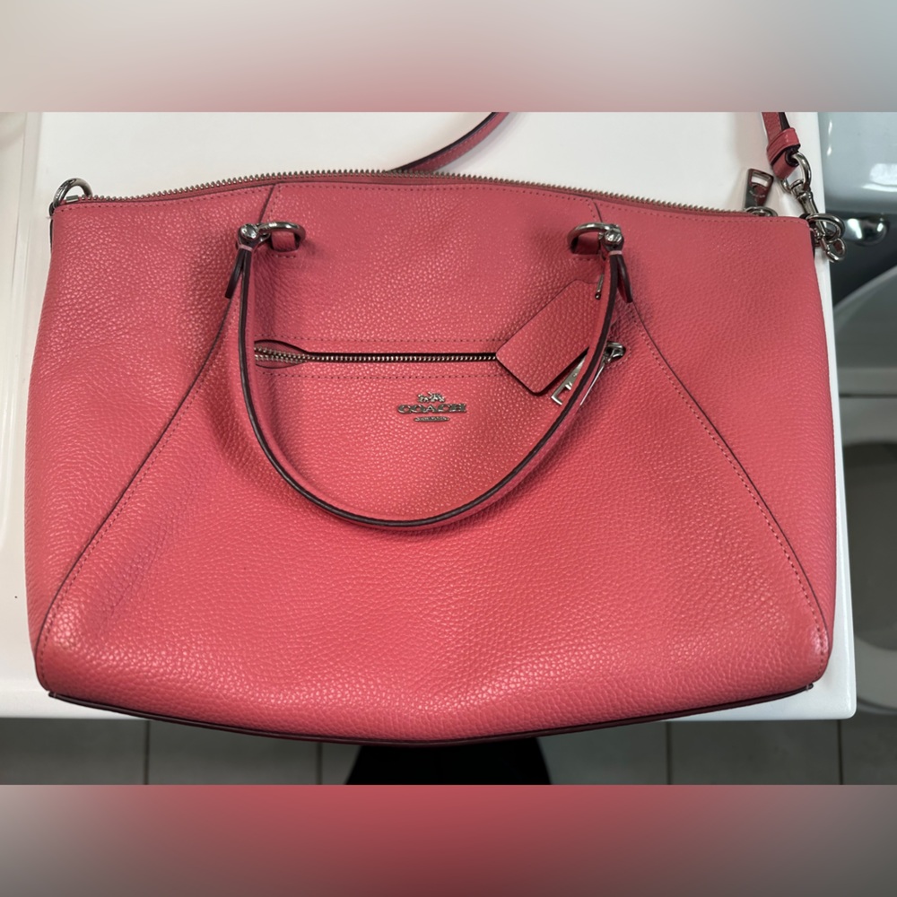 EUC Coach Crossbody - Picture 2 of 6